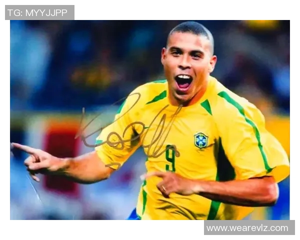 法国足球明星卡的魅力与传奇背后的故事探秘 法国足球明星卡的魅力与传奇背后的故事探秘