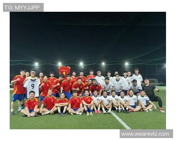 杭州足球队战术解析与未来发展方向的深度探讨 杭州足球队战术解析与未来发展方向的深度探讨