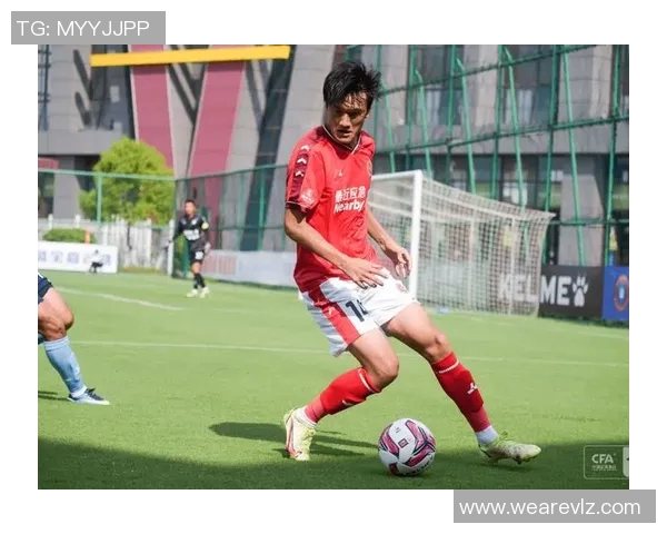 武汉足球队实力飙升创造历史新高引发全国关注与期待 武汉足球队实力飙升创造历史新高引发全国关注与期待